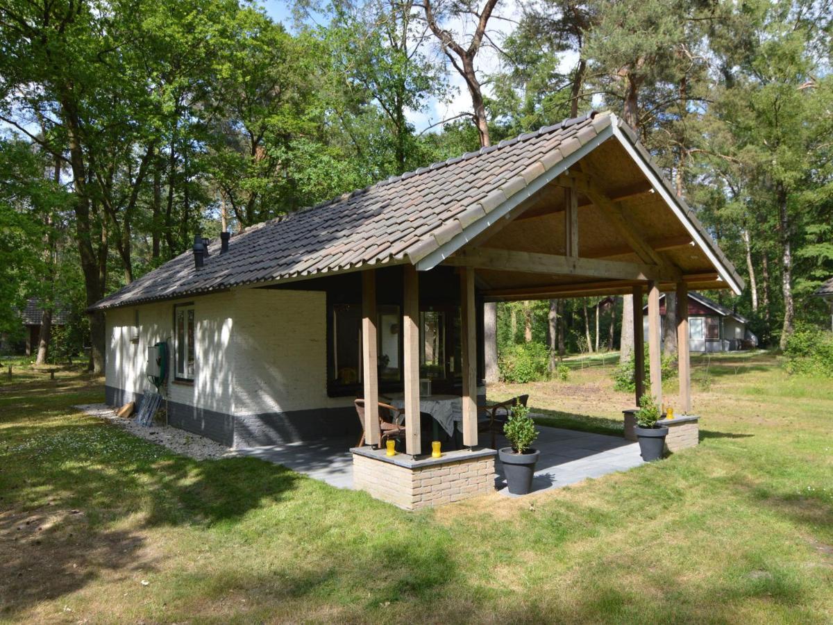 Detached Bungalow With Lovely Covered Terrace In A Nature Rich Holiday Park Stramproy المظهر الخارجي الصورة