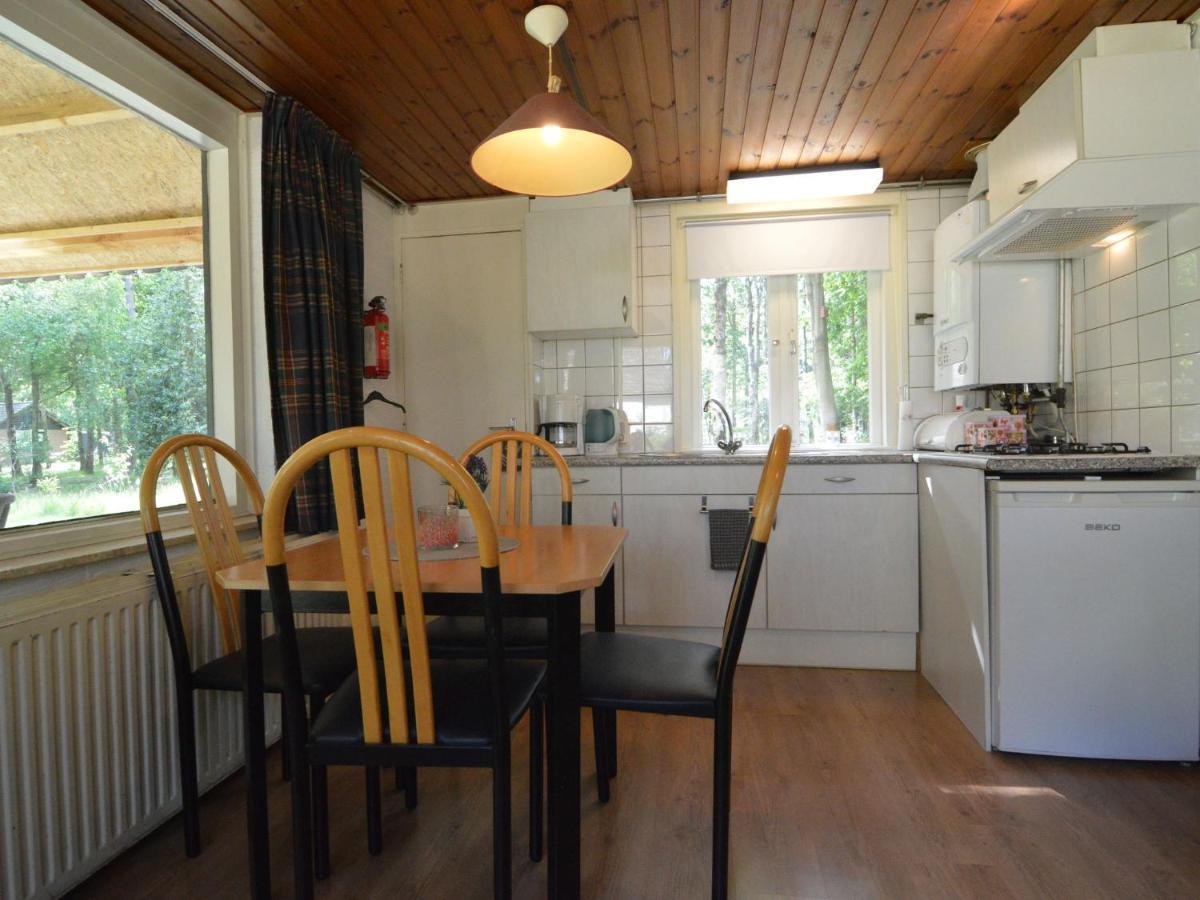 Detached Bungalow With Lovely Covered Terrace In A Nature Rich Holiday Park Stramproy المظهر الخارجي الصورة
